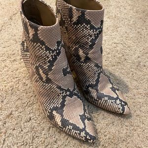 Vince Camuto Benedie Pointed Toe Booties